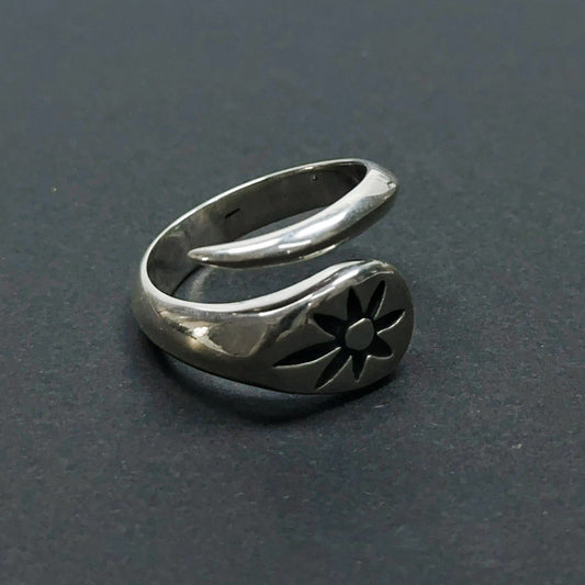 Eternal Bloom Sterling Silver Etched Ring(YS-20251111-14)