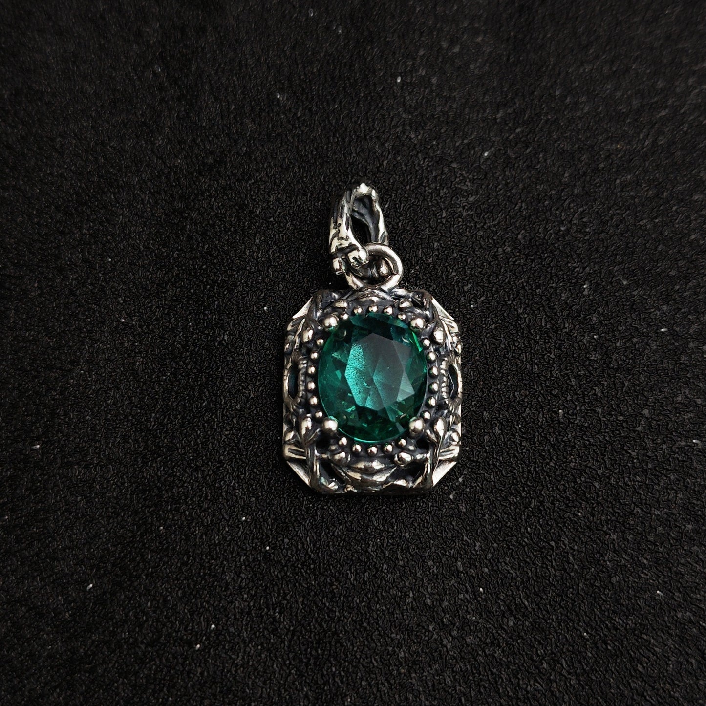 Vintage Oxidized Natural Gemstone Pendant Necklace | Luxury Trendy Unisex Hip-Hop Style with Sterling Silver Chain（YS-20250926-3）