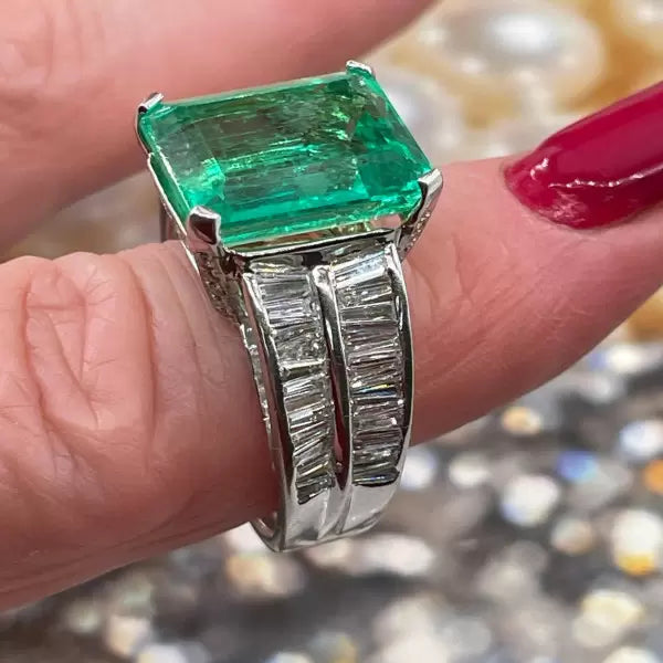 Vintage 13ctw Emerald Cut Emerald Ring