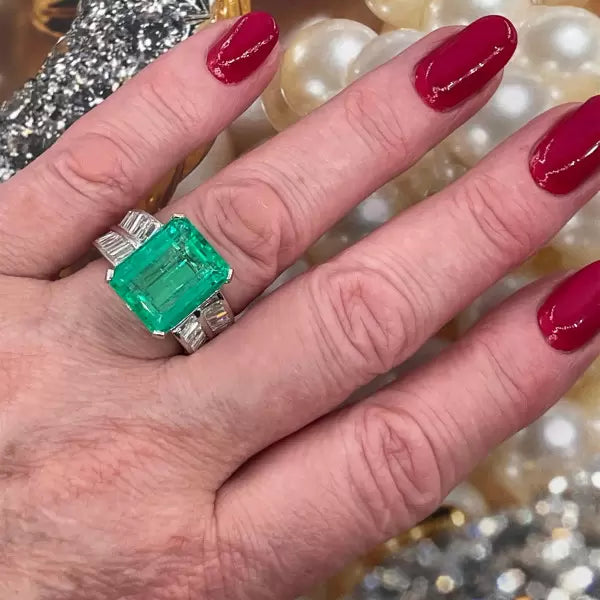 Vintage 13ctw Emerald Cut Emerald Ring