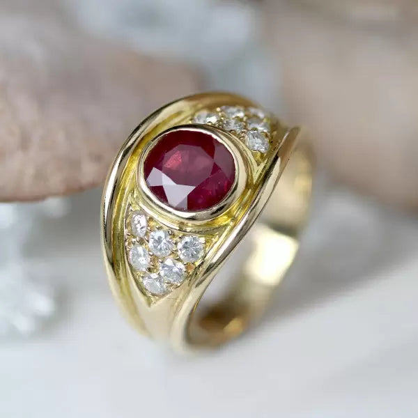 Modern 4.49ctw Oval Cut Ruby Large Ring