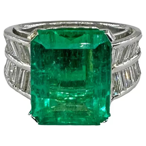 Vintage 13ctw Emerald Cut Emerald Ring