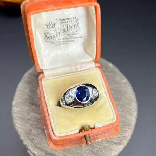 Vintage 4.5ctw Oval Cut Sapphire Ring