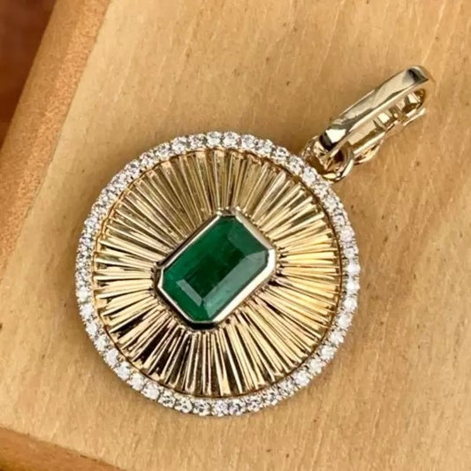 3ctw Emerald Cut Emerald Textured Matte Pendant Necklace