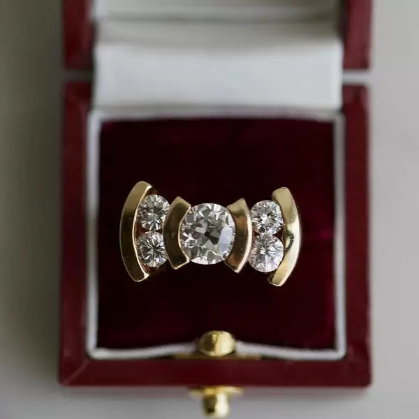 2.8ctw Round Cut White Sapphire Engagement Ring