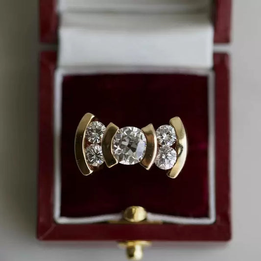 2.8ctw Round Cut White Sapphire Engagement Ring