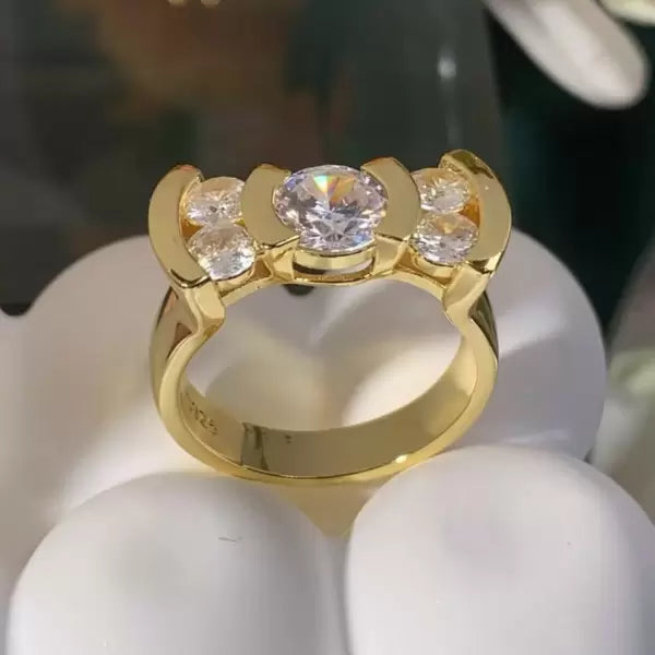 2.8ctw Round Cut White Sapphire Engagement Ring