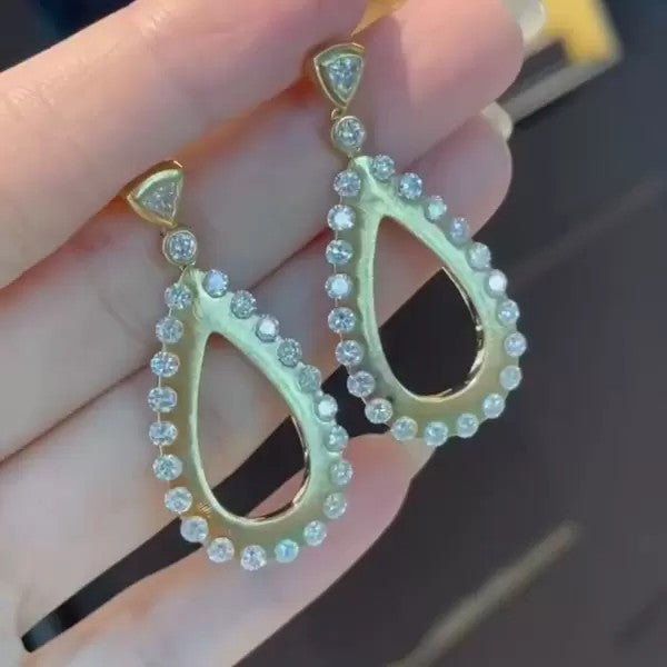 2.1ctw Round Cut White Sapphire Drop Earrings