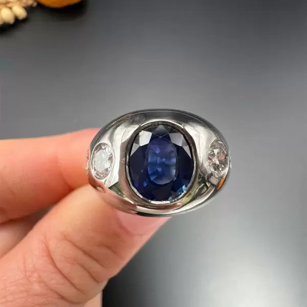 Vintage 4.5ctw Oval Cut Sapphire Ring