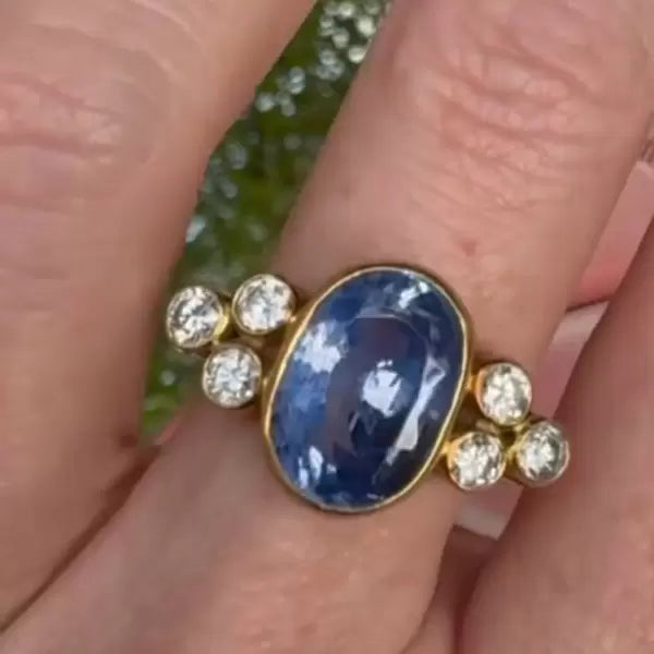 6.1ctw Oval Cut Sapphire And White Sapphire Vintage Ring