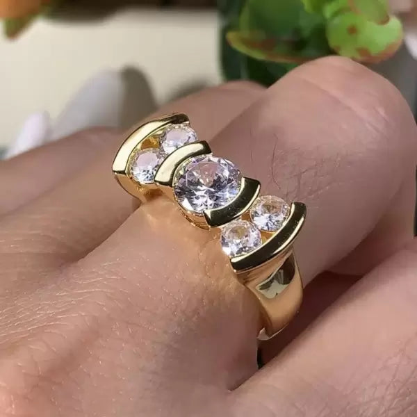 2.8ctw Round Cut White Sapphire Engagement Ring