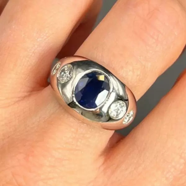 Vintage 4.5ctw Oval Cut Sapphire Ring