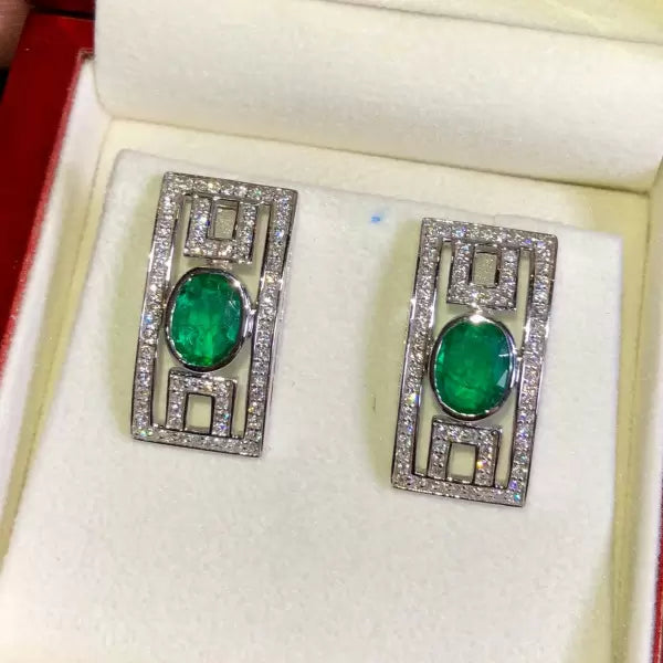 Art Deco 8ctw Oval Cut Emerald Stud Earrings