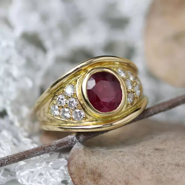 Modern 4.49ctw Oval Cut Ruby Large Ring