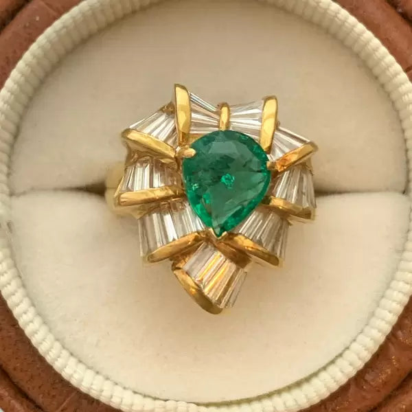 Vintage 3.5ctw Pear Cut Emerald Ring