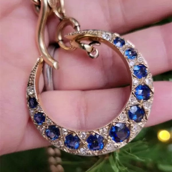 4.5ctw Round Cut Sapphire Crescent Pendant Necklace