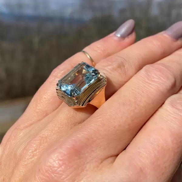 Vintage 16ctw Emerald Cut Aquamarine Ring
