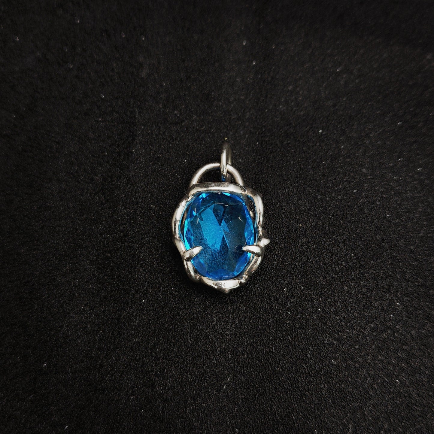 925 Sterling Silver Thorn Rose Pendant Necklace | Delicate Unisex Couple Design（YS-20250926-2）