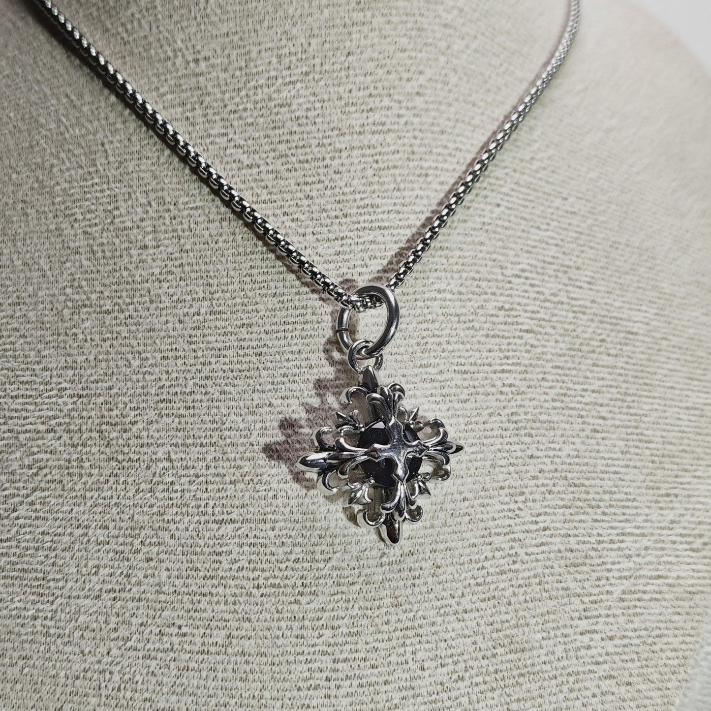 316 Stainless Steel Cross Flower Gemstone Pendant Necklace | Trendy Unisex Design, 65cm Chain（GS-20250912-8）