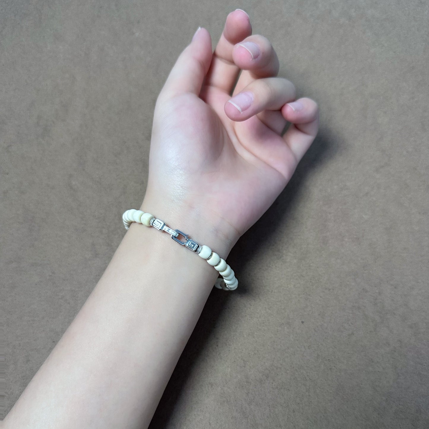 Equinox·Ethereal Charm of Plain Porcelain （EQ-251117-A）