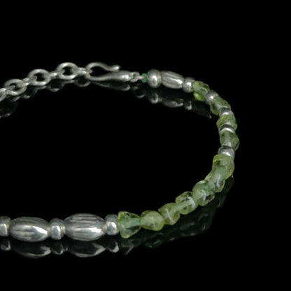 August Glow: Peridot & Sterling Silver Chain（YS-20251111-2）