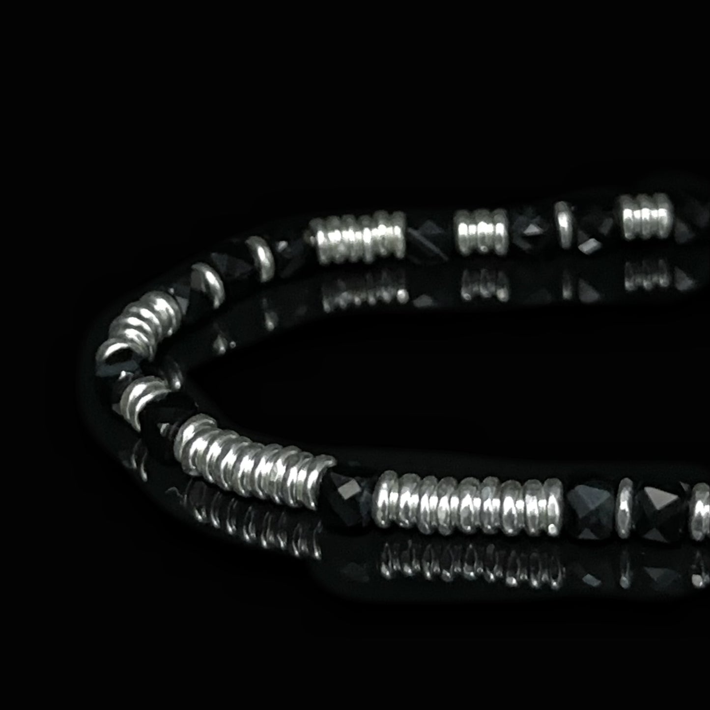 Onyx Shield: Sterling Silver Ringed Bracelet（YS-20251111-9）