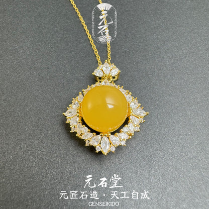925 Sterling Silver Luxurious Plated Premium Exquisite Yellow Amber Pendant