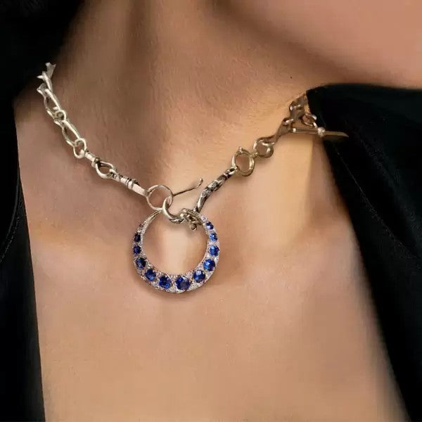 4.5ctw Round Cut Sapphire Crescent Pendant Necklace