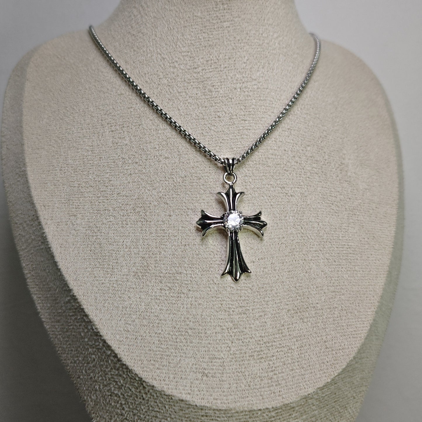 Vintage Oxidized Cross Necklace with Sword, Fleur-de-Lis & Scout Emblem Pendants | Unisex Classic Style, 65cm Chain（GS-20250912-3）