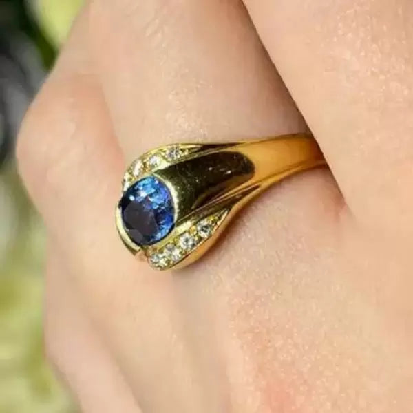 4.2ctw Round Cut Sapphire And White Shpphire Engagement Ring